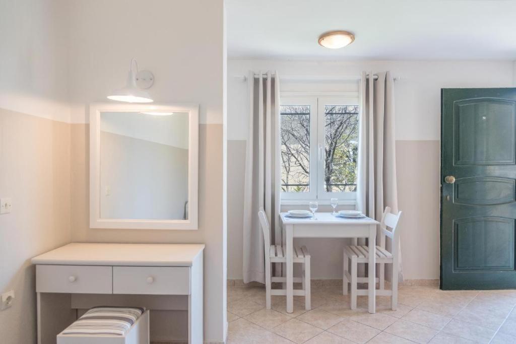 Eleonas Annex Apartments Kávos المظهر الخارجي الصورة
